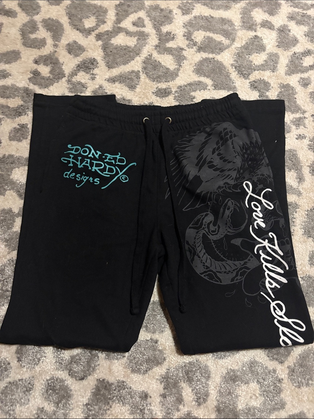 Y2k Ed Hardy Sweatpants - Picture 2 of 3